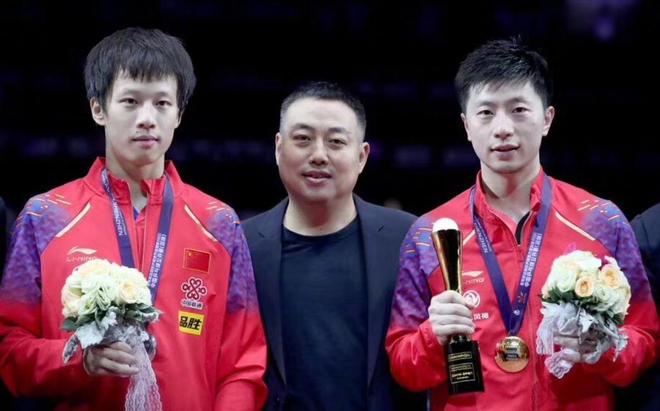 发的蓝海领 发的蓝海领