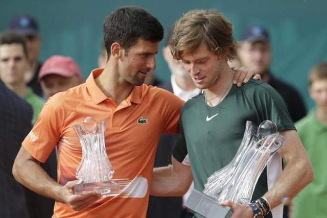 交出一份极 交出一份极